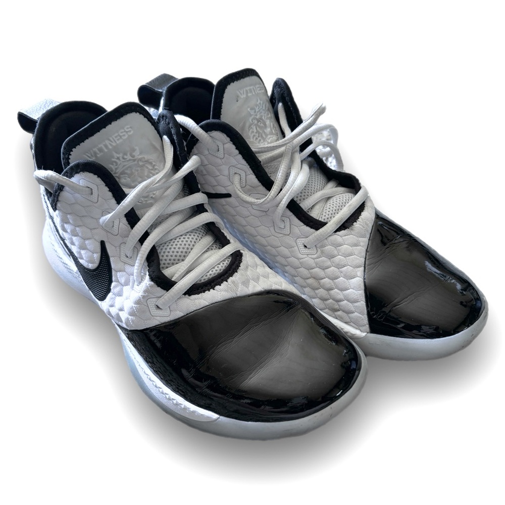 Nike Lebron Witness 3 Running Shoes Men’s sz 7